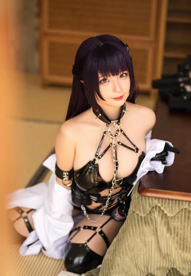 蠢沫沫 - 米哈拉女王 [9P-99MB]