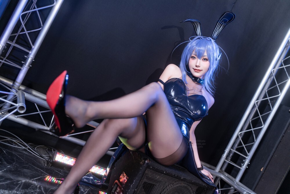 切切celia – 花园兔女郎 [41P-797MB]