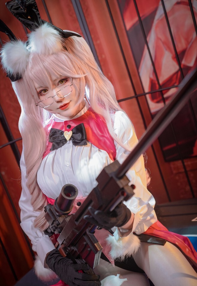 彩芸_Nebula - 光之高扬斯卡娅 [15P-23MB]