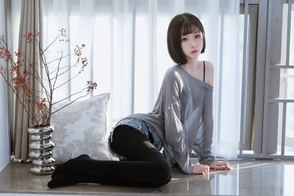 许岚LAN - 半透毛衣 [40P-568MB]