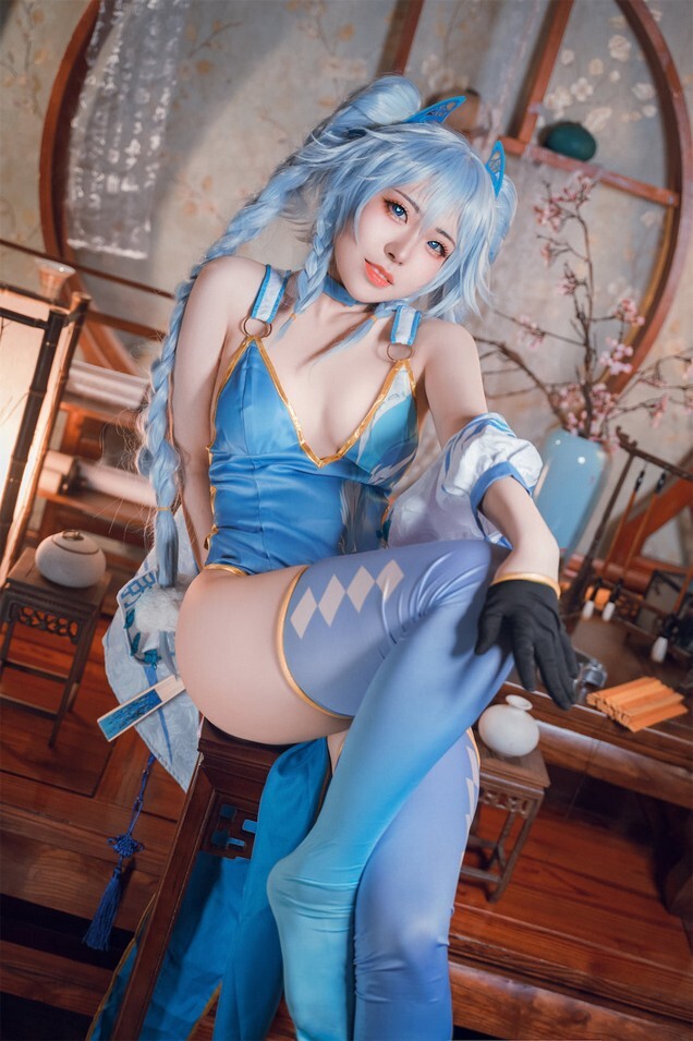 虎森森 - 少女前线 翠雀媚 [40P-675MB]