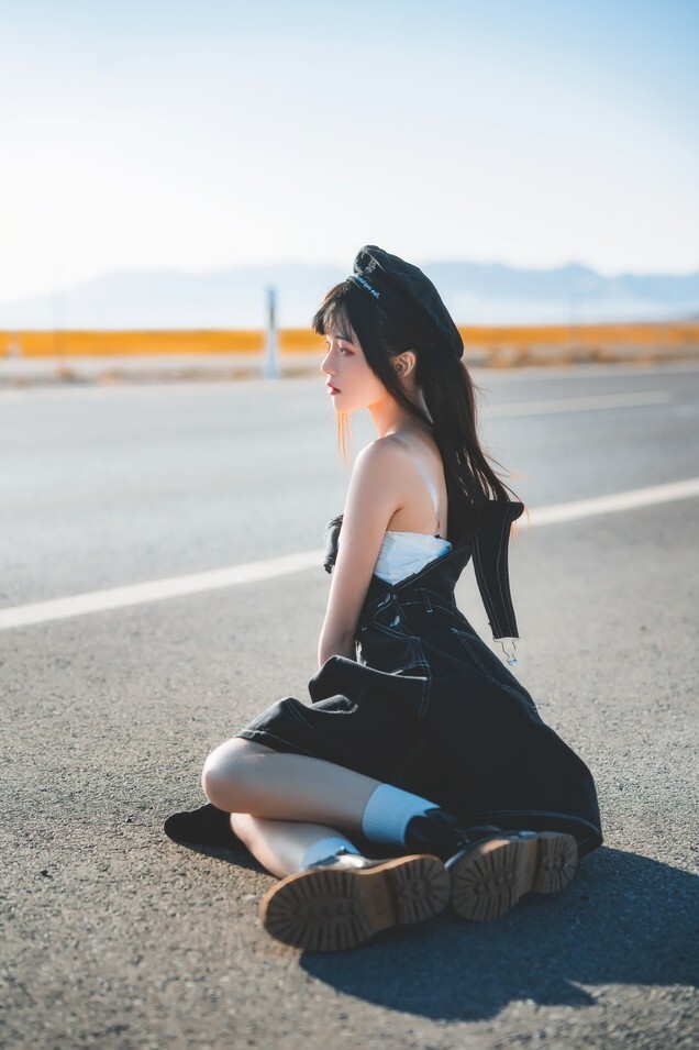 桜桃喵 - 遥 [20P-433MB]