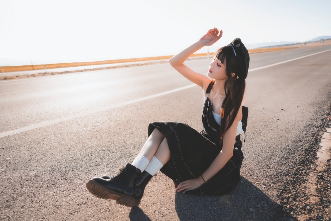 桜桃喵 - 遥 [20P-433MB]