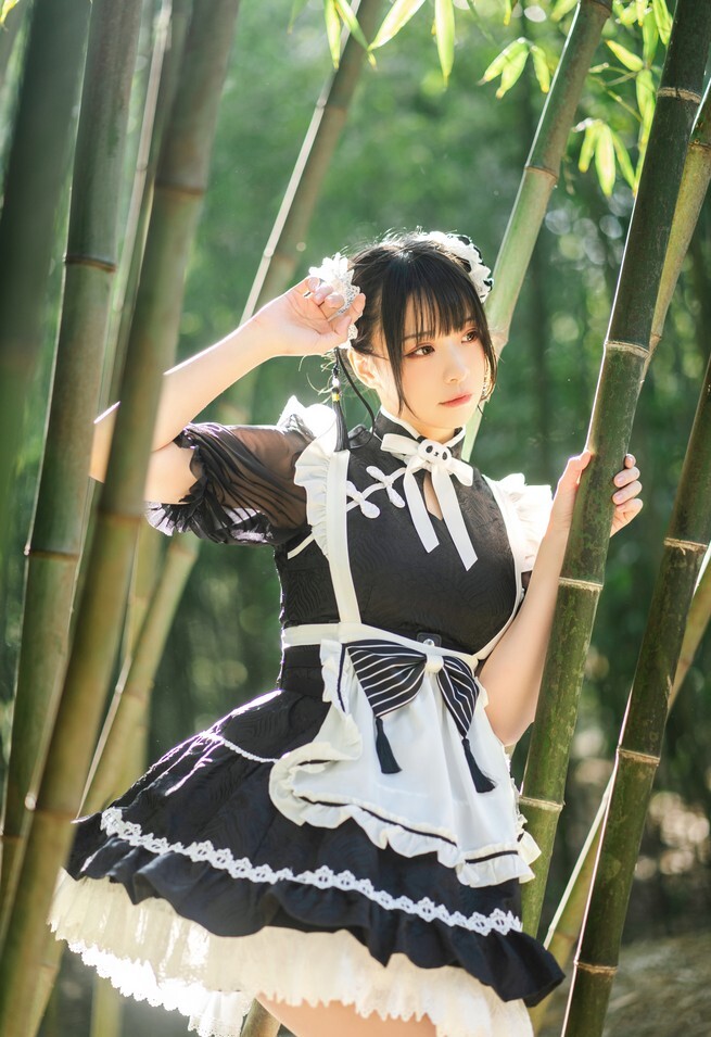 贤儿sherry – 中华女仆 [15P-128MB]