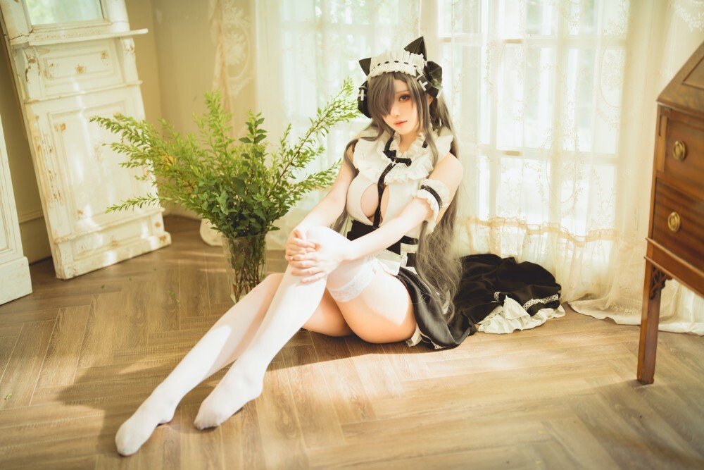 菌烨tako – 舰长图 奥古斯特女仆 [12P-142MB]