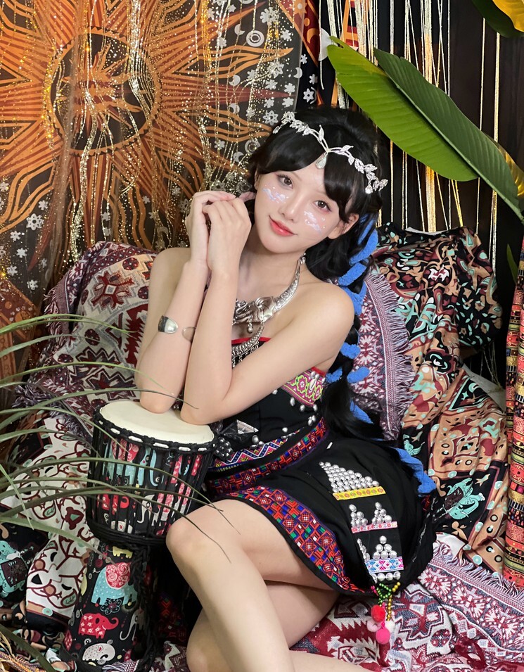 阿璇学妹 -  藏族服饰 [9P-51MB]