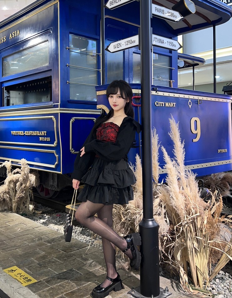 阿璇学妹 – 涞觅,不止丝滑 [9P-29MB]