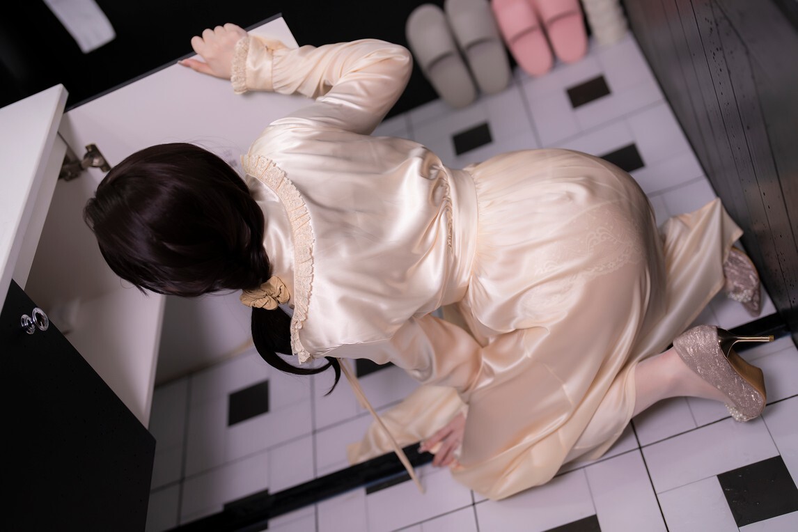 星之迟迟 - 8月计划D 原创-屑太太与水管工 [177P3V-1.89GB]