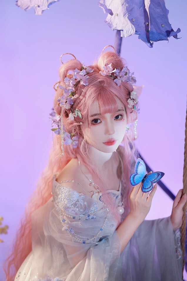 怀里猫ovo - 花月夜蝶梦 [21P-196MB]