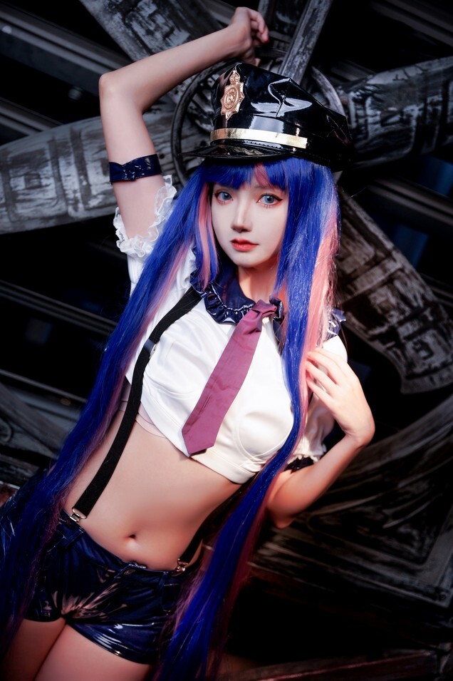 Arya_肉肉 - 吊带袜天使 [13P-42MB]