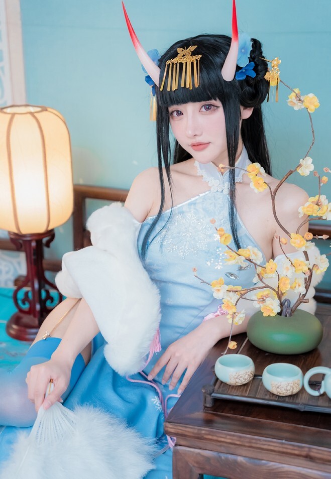 紫氯氯 – 能代 貅 旗袍 [18P-38MB]