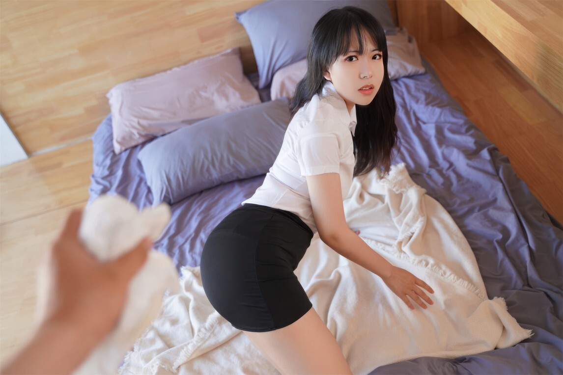 虎森森 - 下班后的OL [69P-409MB]