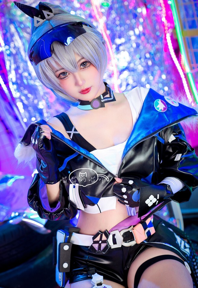 喵喵的喵吖 - 星穹铁道银狼 [12P-104MB]