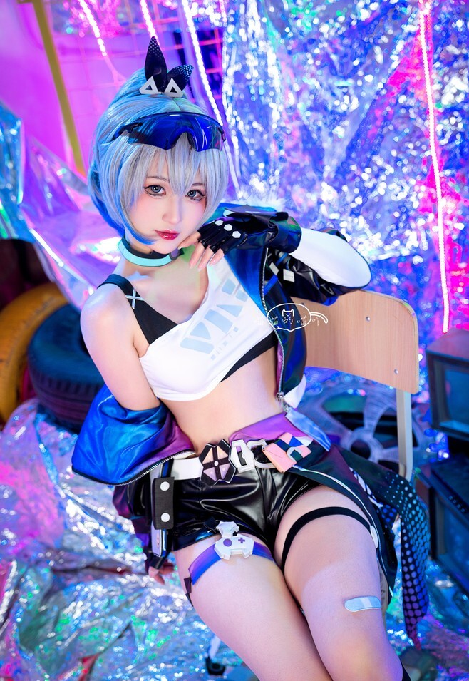 喵喵的喵吖 – 星穹铁道银狼 [12P-104MB]