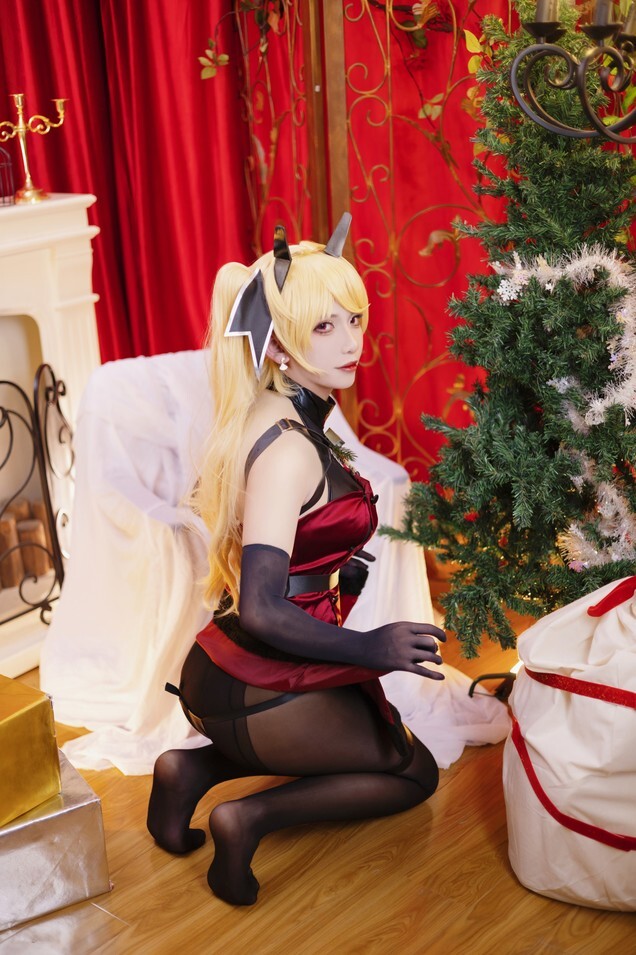 隼隼子 -  灰烬战线 FW-190A [53P-443MB]