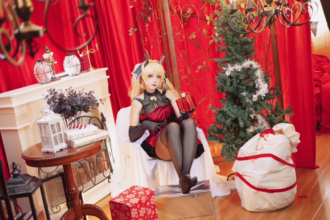 隼隼子 -  灰烬战线 FW-190A [53P-443MB]