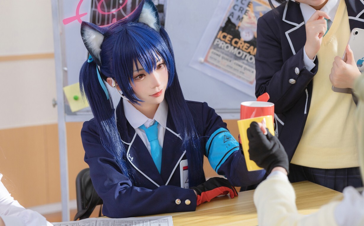 绮太郎_Kitaro - 黑见芹香 [18P-149MB]