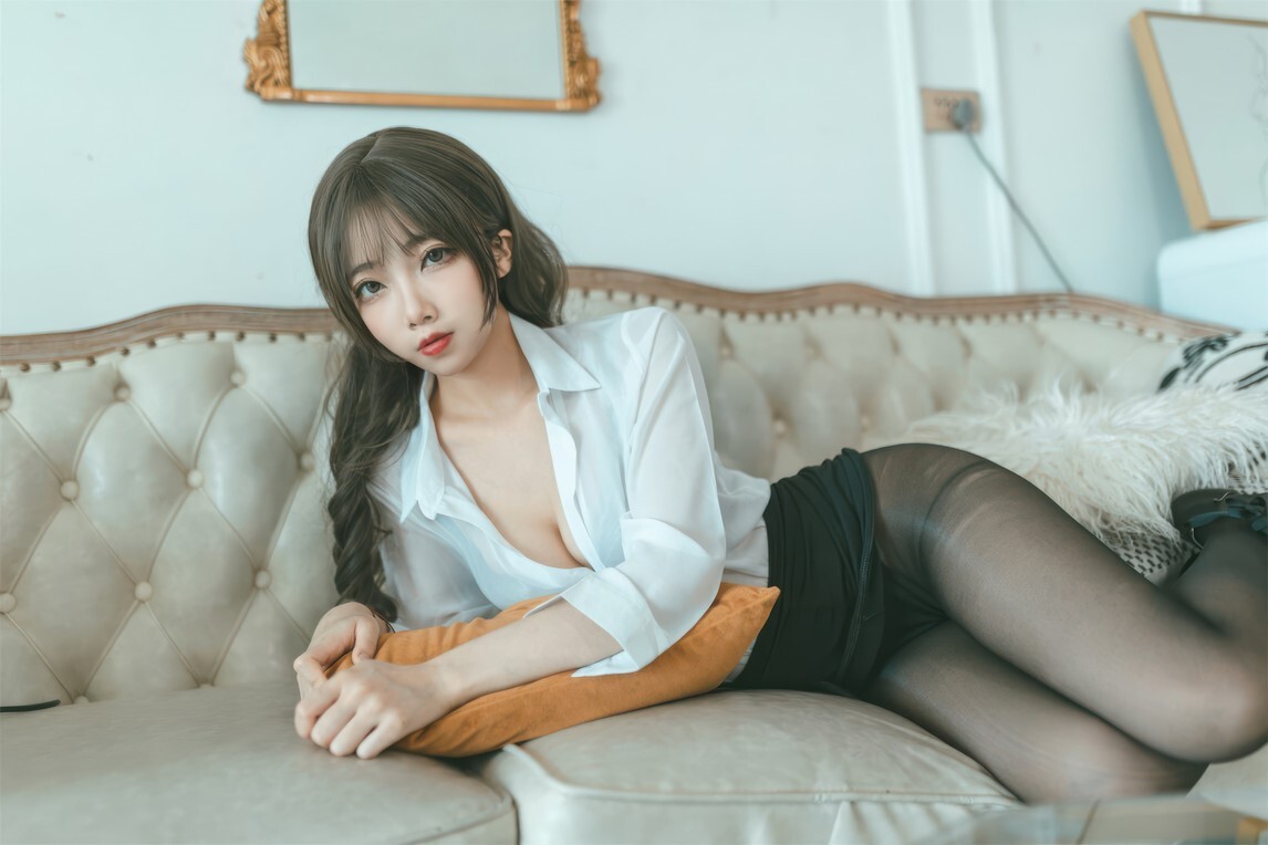 杏仁曲奇 - OL额外时间 [61P-315MB]