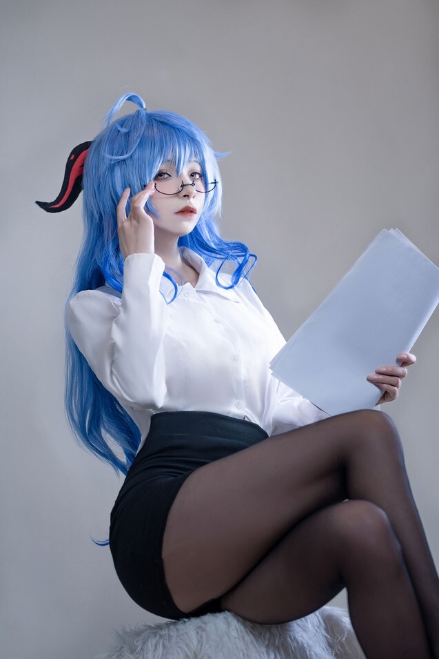 一只软软 - 甘雨 [15P-8MB]