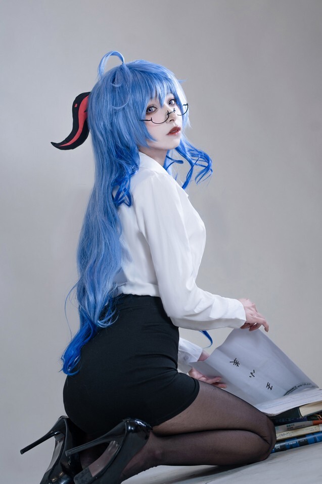 一只软软 - 甘雨 [15P-8MB]