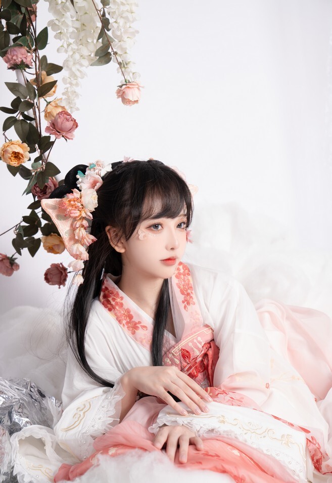 阿璇学妹 - 庄周梦蝶 [9P-70MB]