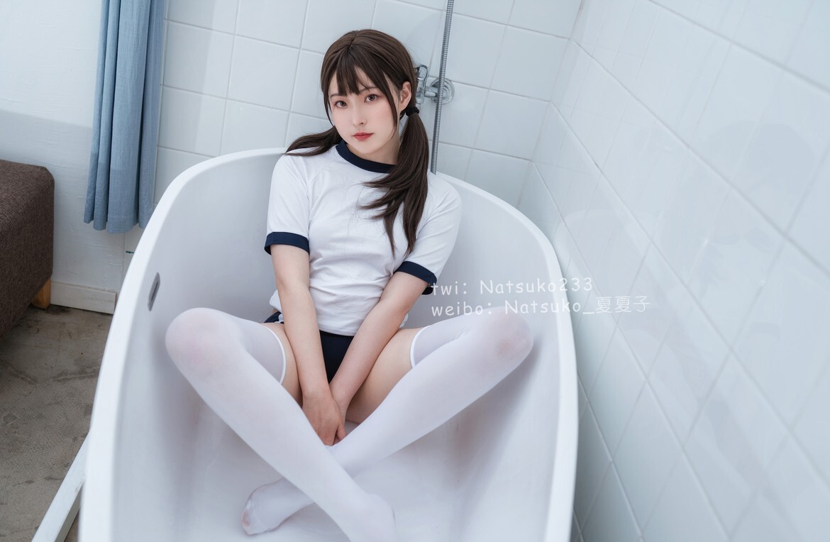 Natsuko夏夏子 -  体操服 [26P-226MB]