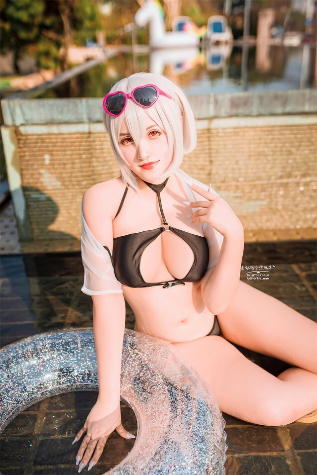 夏鸽鸽不想起床 - 天狼星泳装 [43P-319MB]