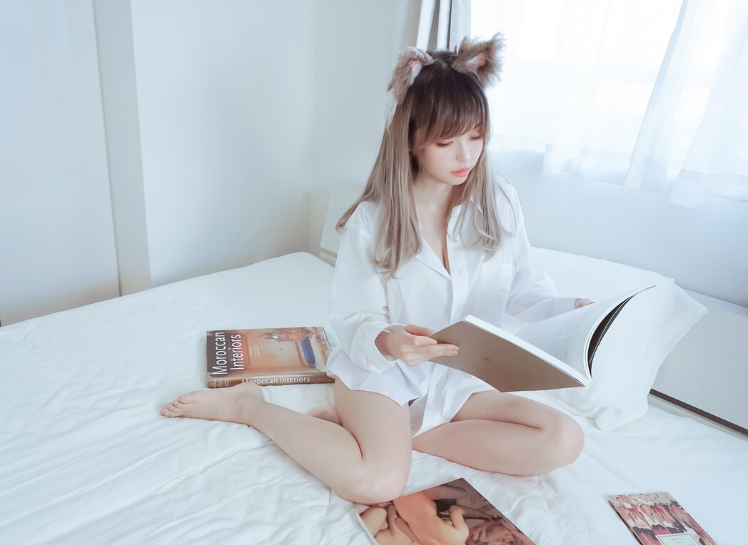 ElyEE子 – Stay Home with Me [166P-269MB]