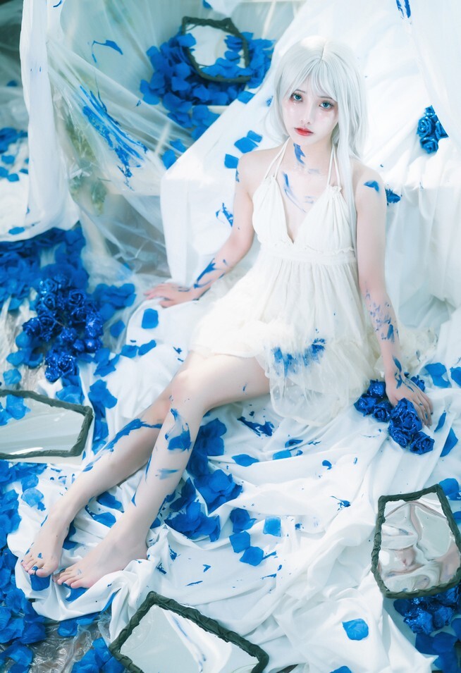 阿璇学妹 – 最后的玫瑰 [18P-64MB]