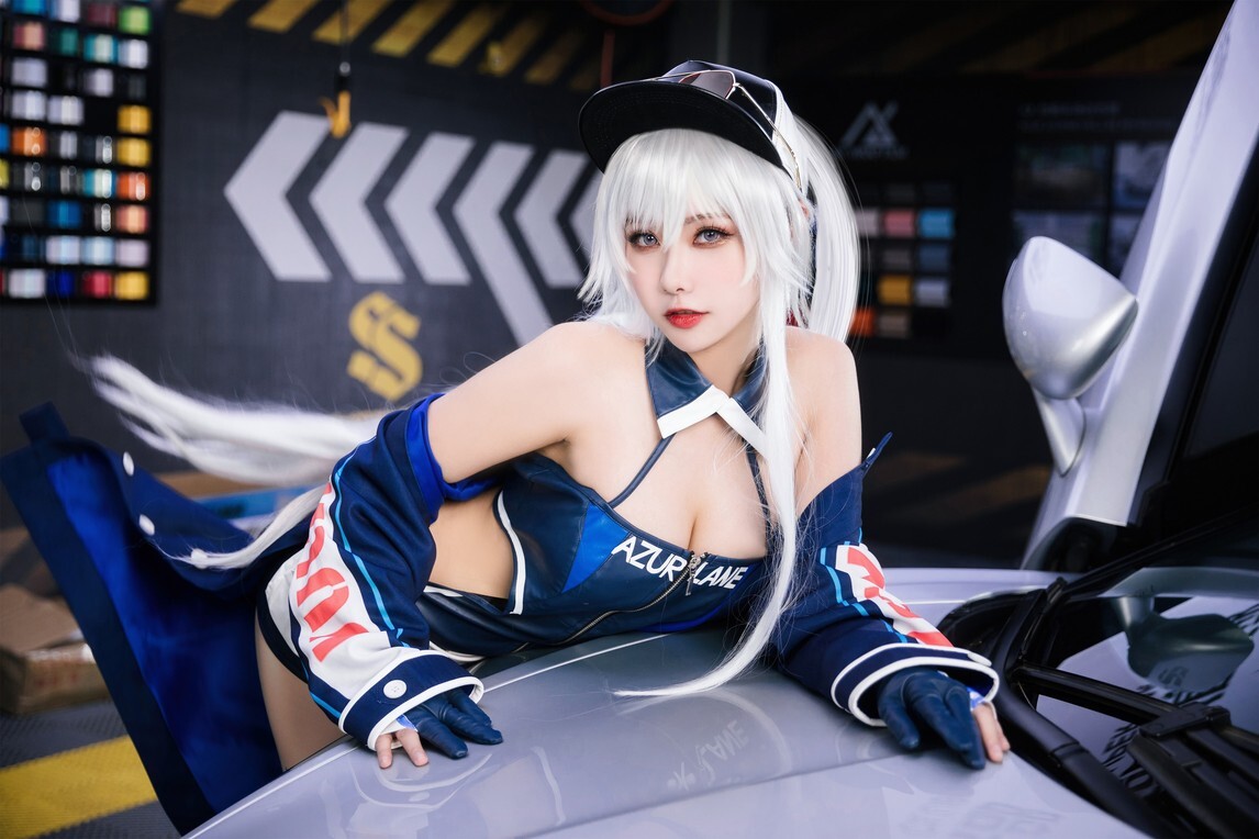 Momoko葵葵&瓜希酱 – 碧蓝航线 欧根&企业 赛车女郎 [58P-277MB]