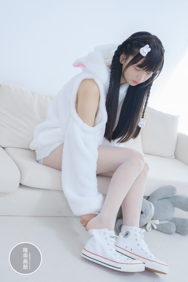 稚乖画册 - 晴空10 赤西夜夜 白丝双马尾 [80P1V-1.85GB]