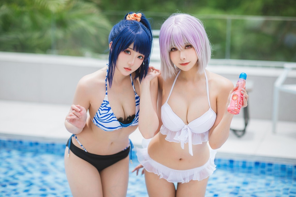 Momoko葵葵&瓜希酱 – SSSS.GRIDMAN 宝多六花&新条茜 泳装 [85P-472MB]