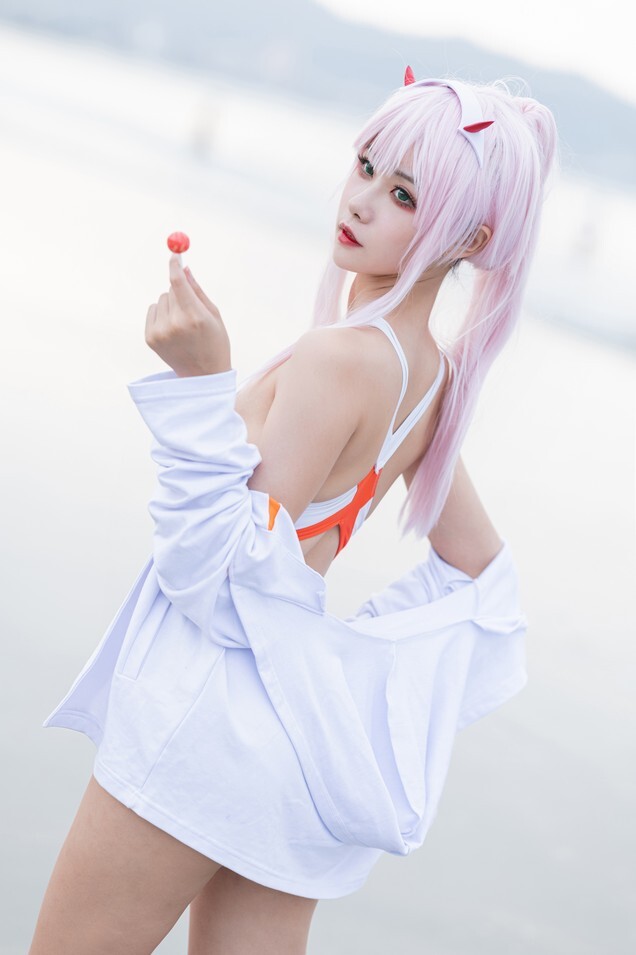 Momoko葵葵 - DARLING in the FRANXX 02 泳装 兔女郎&amp;花嫁 [61P-858MB]