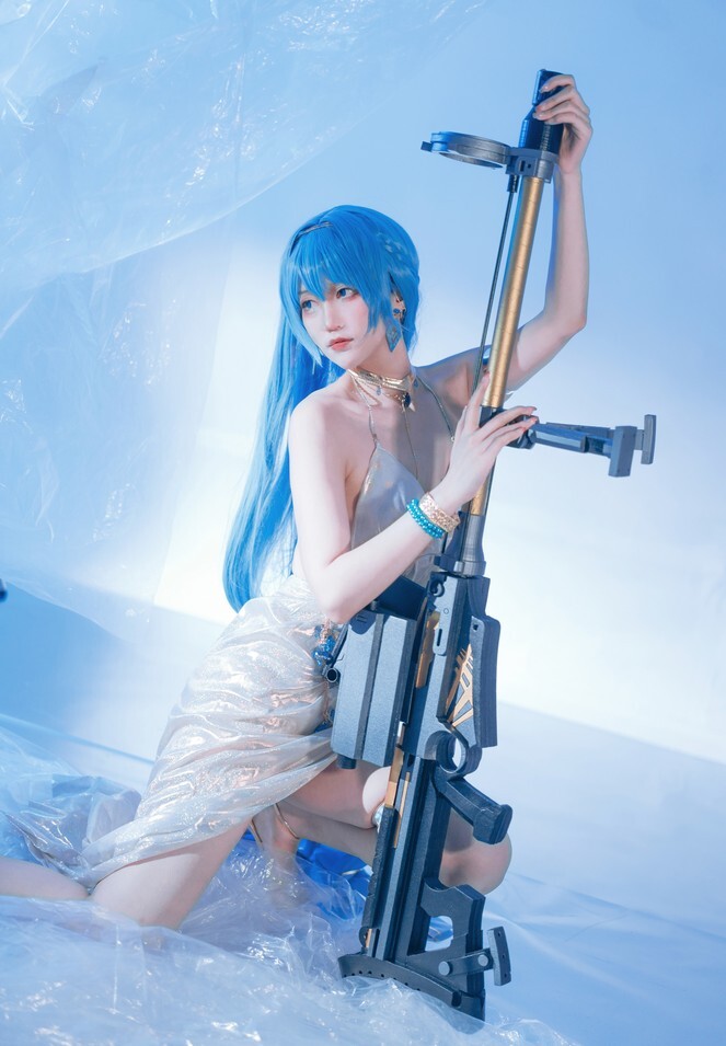 阿熊是个萌妹吗 - 海伦水晶派对礼服 [18P-89MB]