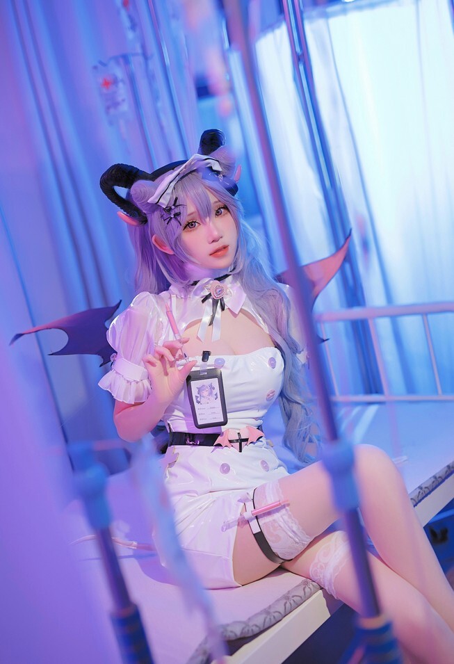 贴贴小程 - 原神刻晴 [12P-26MB]