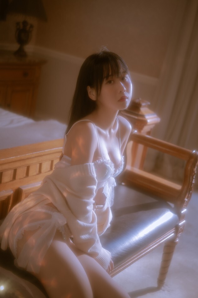 萌芽儿 - 人鱼姬 [21P-518MB]