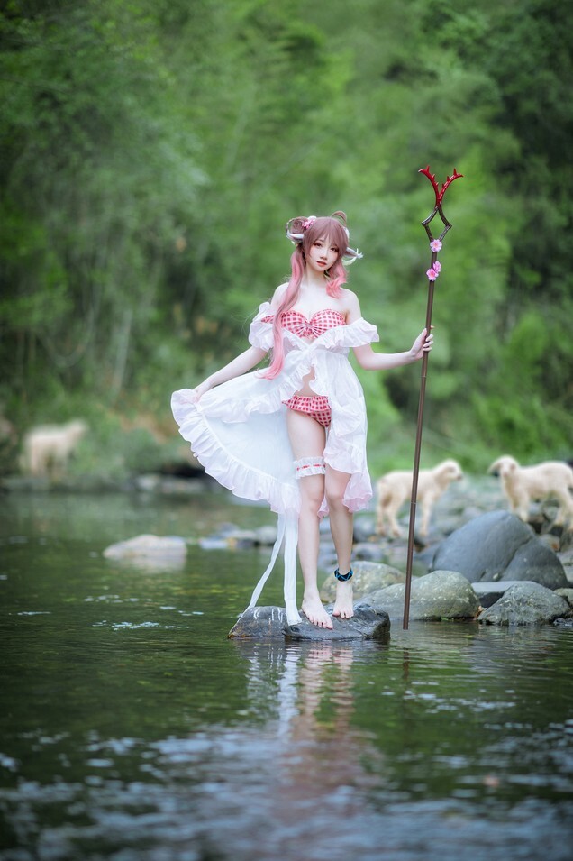 焖焖碳 - 明日方舟 艾雅法拉 (Arknights - Eyjafjalla) [20P-178MB]