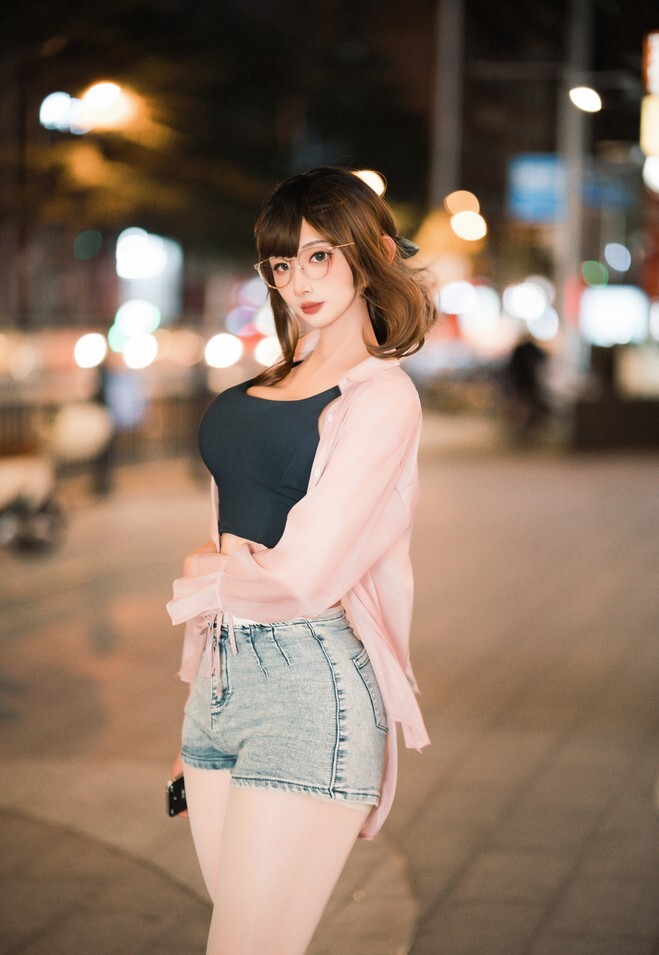 y妹不是小叶 -  常服江南西 [14P-195MB]