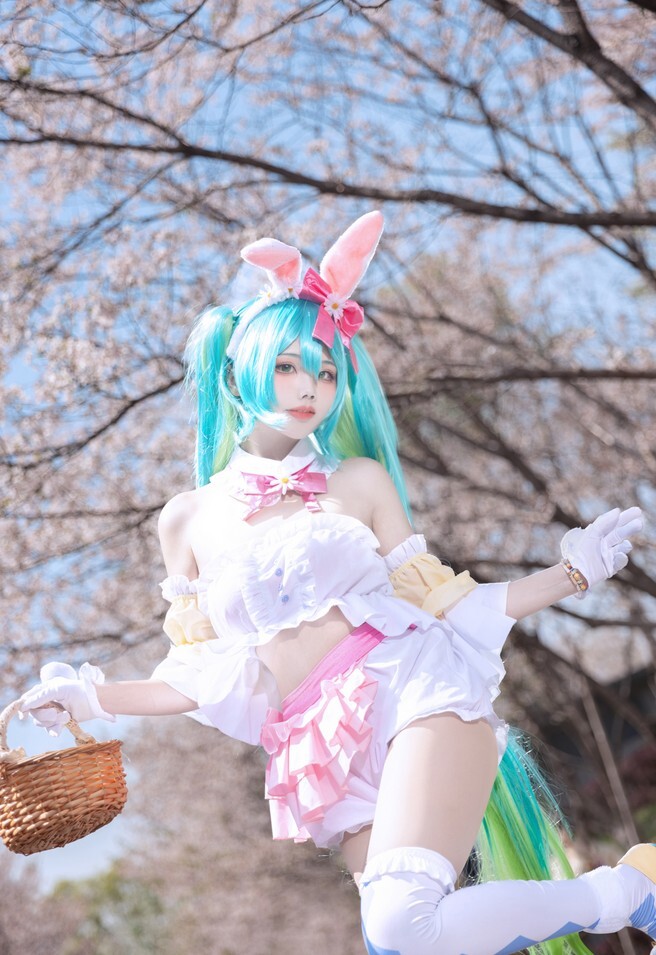 墨色的团子_墨舒 - 初音未来 [13P-188MB]