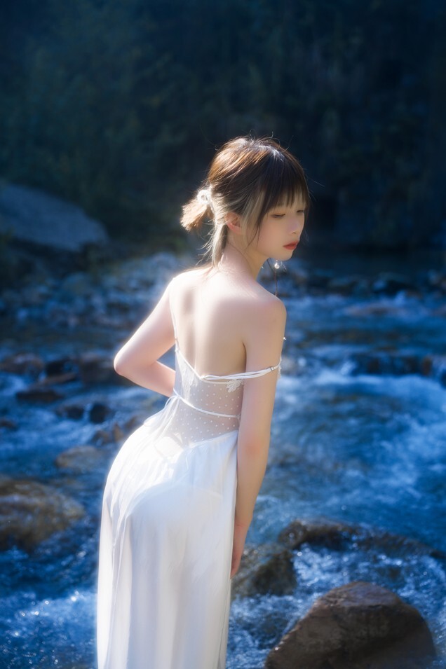 清青琴玖 - 静花照水 [37P-608MB]