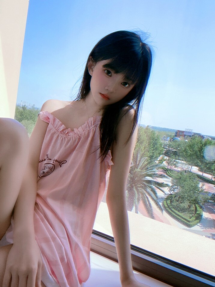 桜桃喵 - 粉猫猫 [17P-124MB]