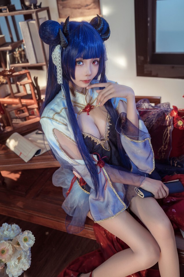 艾西Aiwest - 伊吹新年旗袍 [35P-910MB]