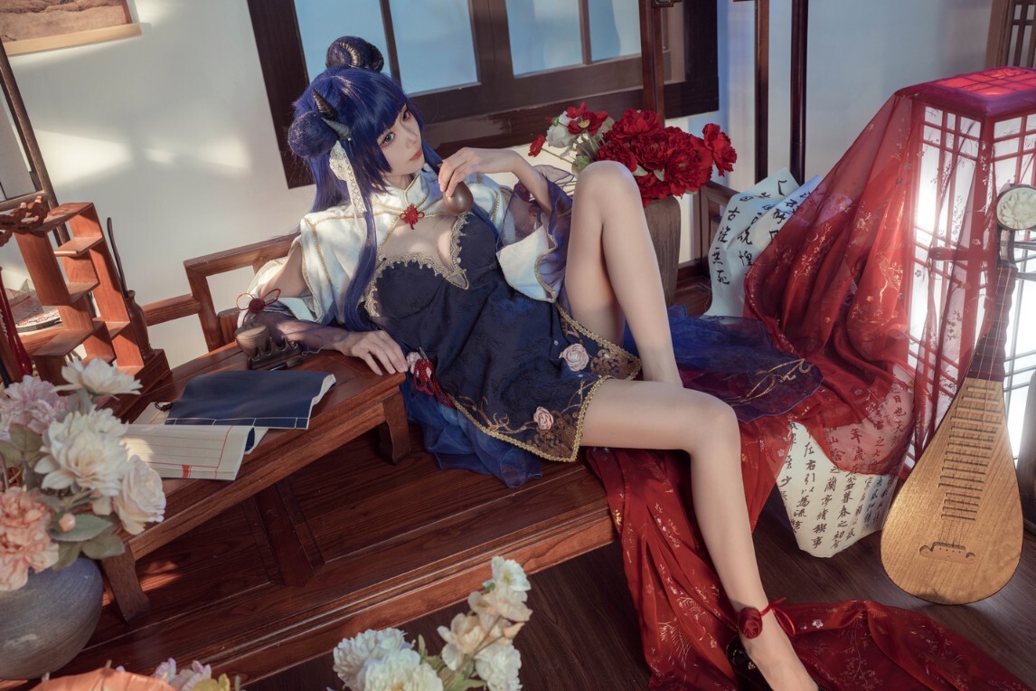 艾西Aiwest - 伊吹新年旗袍 [35P-910MB]