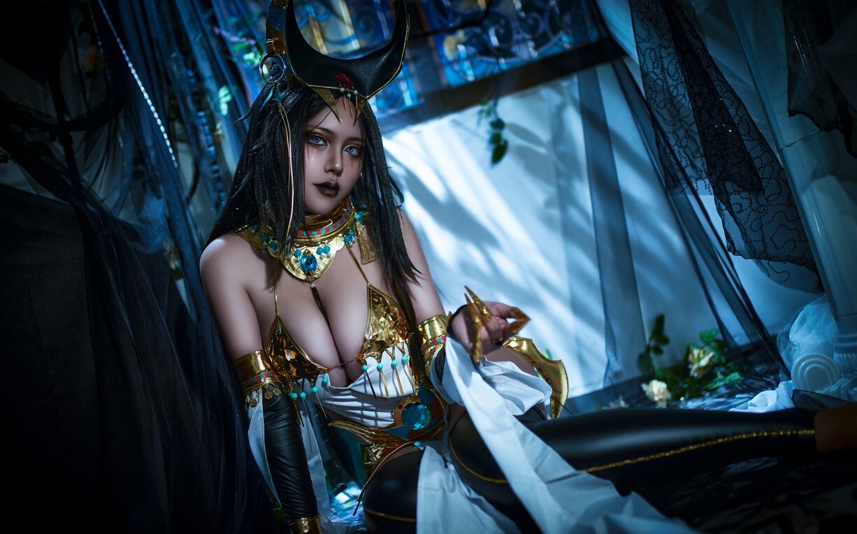 姐崎塔塔 - 狄斯众生绘 [9P-86MB]