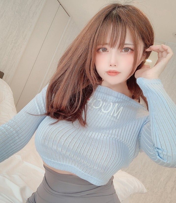 Uriうり - Fantia2021-11月会员订阅合集 [70P3V-325MB]