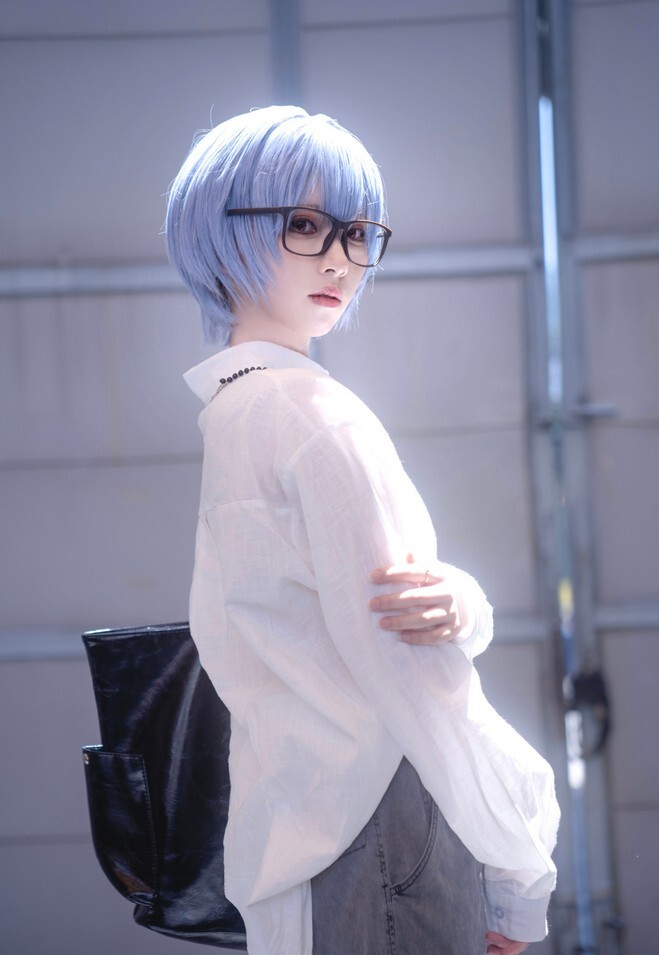 渡边芥子 – 绫波丽 [13P-26MB]