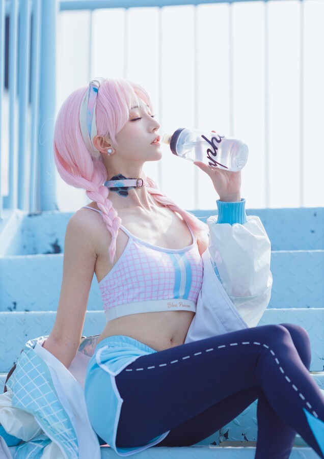 绮太郎_Kitaro – 碧蓝航线 蓝毒cosplay [25P-243MB]