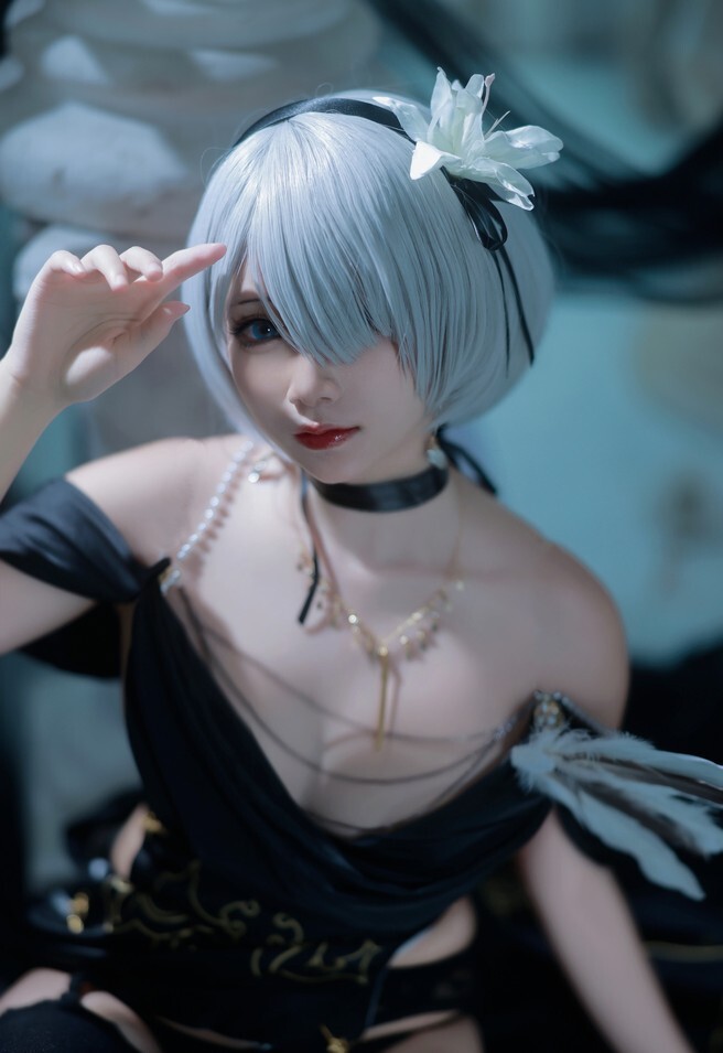 Month-月一 - 尼尔机械纪元 2b [16P-57MB]