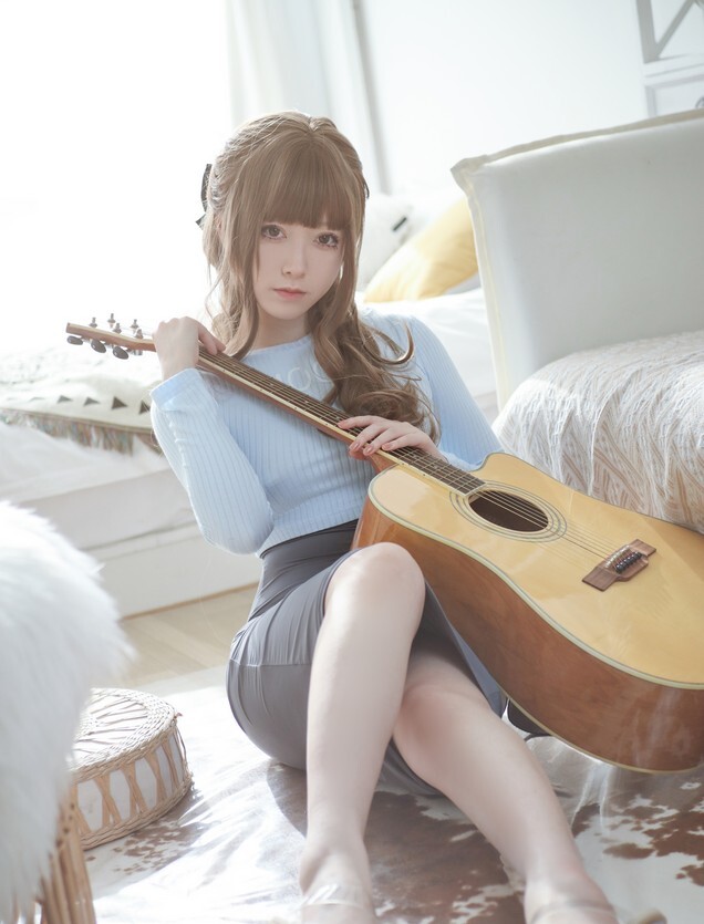 朝霧愛 – 吉他妹妹 [26P-331MB]