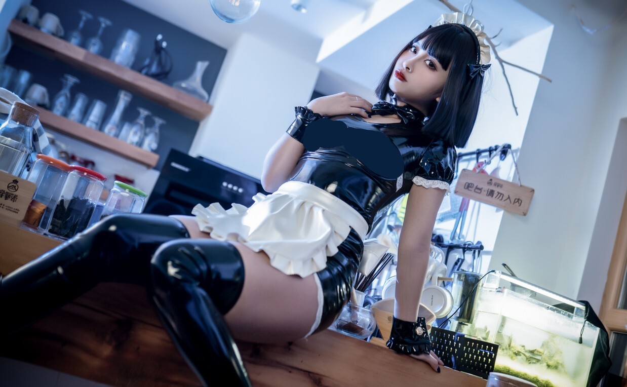 洛璃 LoLiSAMA - 半球女仆 [38P-1010MB]